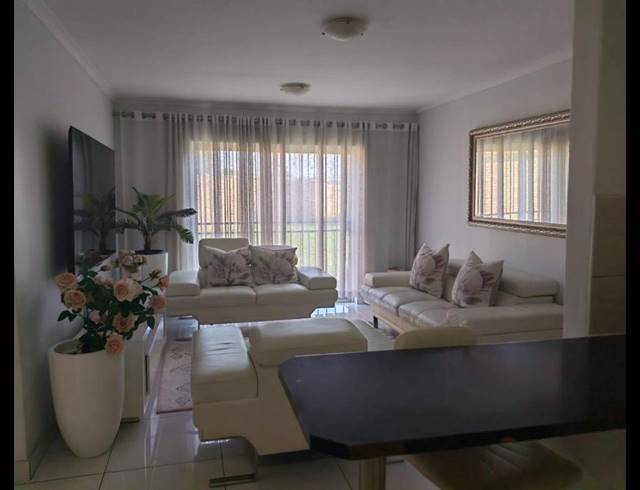 2 BEDROOM APARTMENT FOR SALE IN WITFIELD